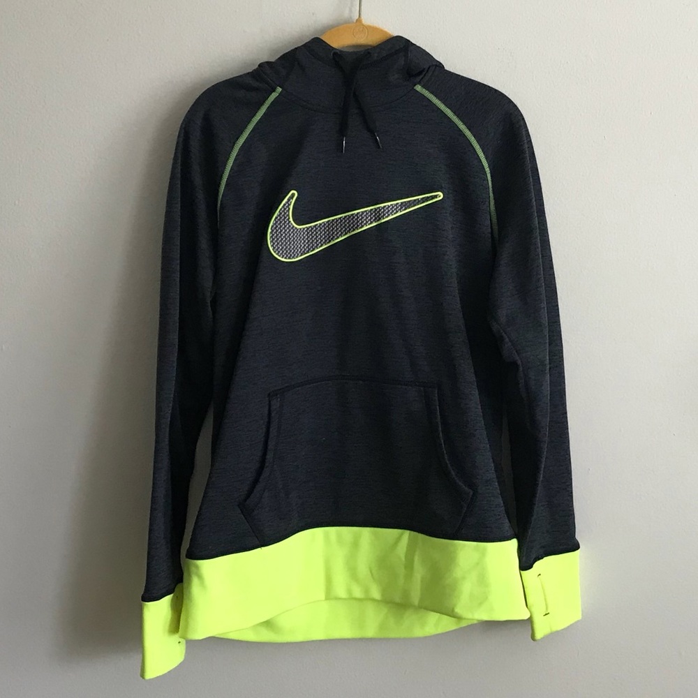 NIKE Pullover Sweater